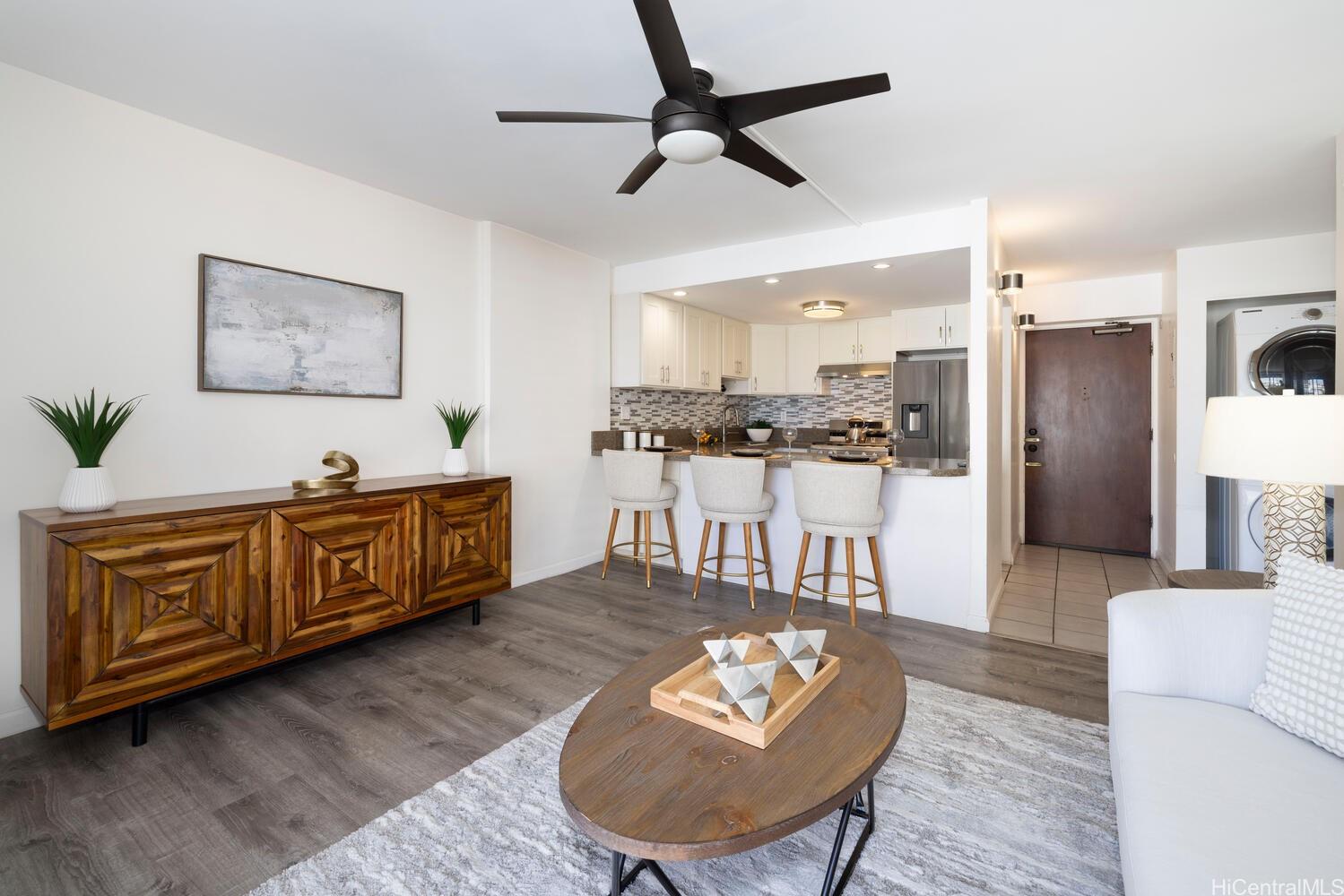 Atkinson Plaza condo # 608, Honolulu, Hawaii - photo 5 of 19