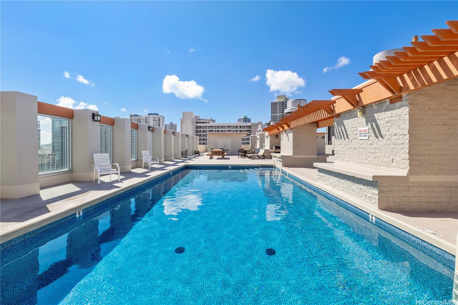 Atkinson Plaza condo # 709, Honolulu, Hawaii - photo 15 of 24