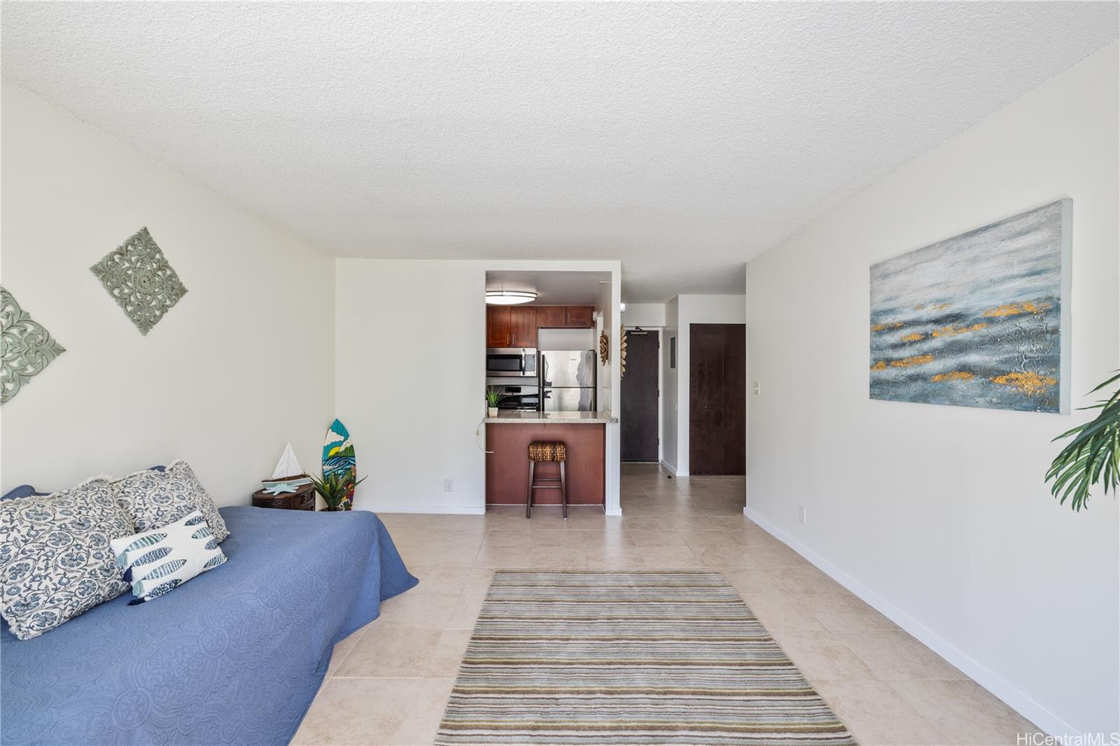 Atkinson Plaza condo # 709, Honolulu, Hawaii - photo 4 of 24