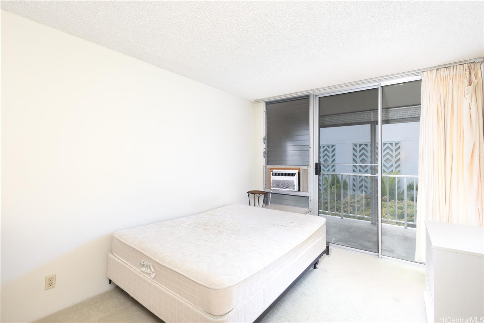 Atkinson Plaza condo # 801, Honolulu, Hawaii - photo 9 of 12