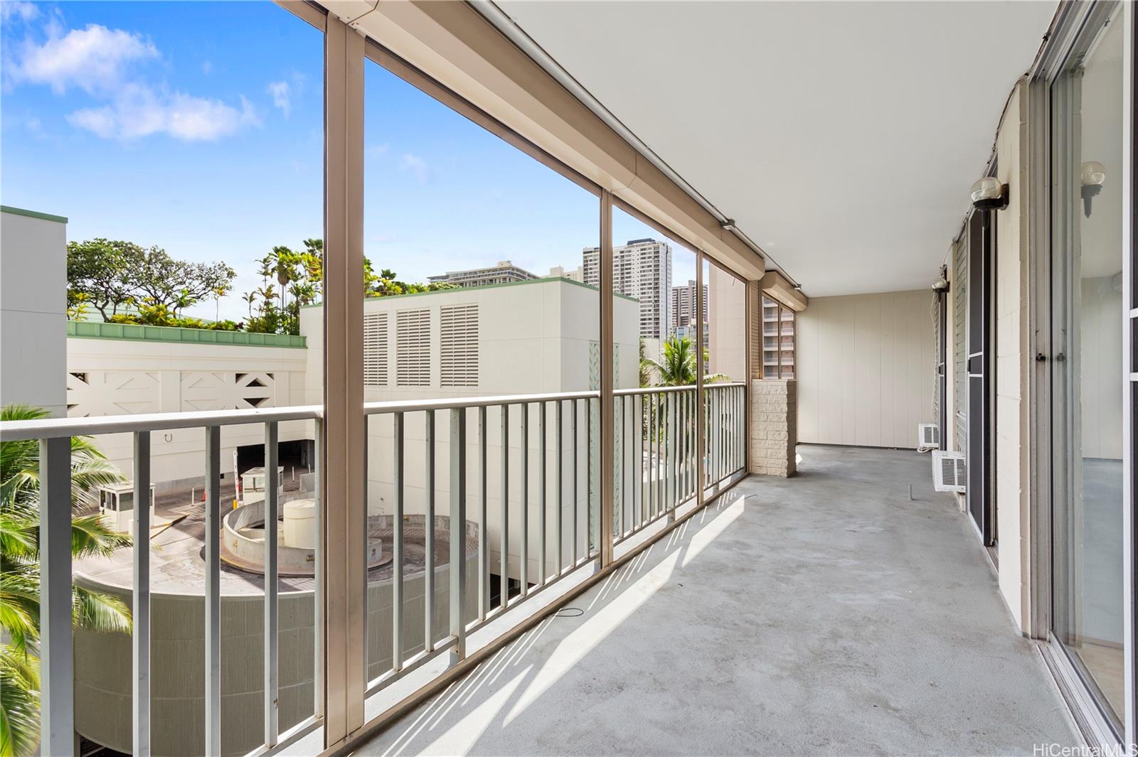 Atkinson Plaza condo # 807, Honolulu, Hawaii - photo 13 of 23