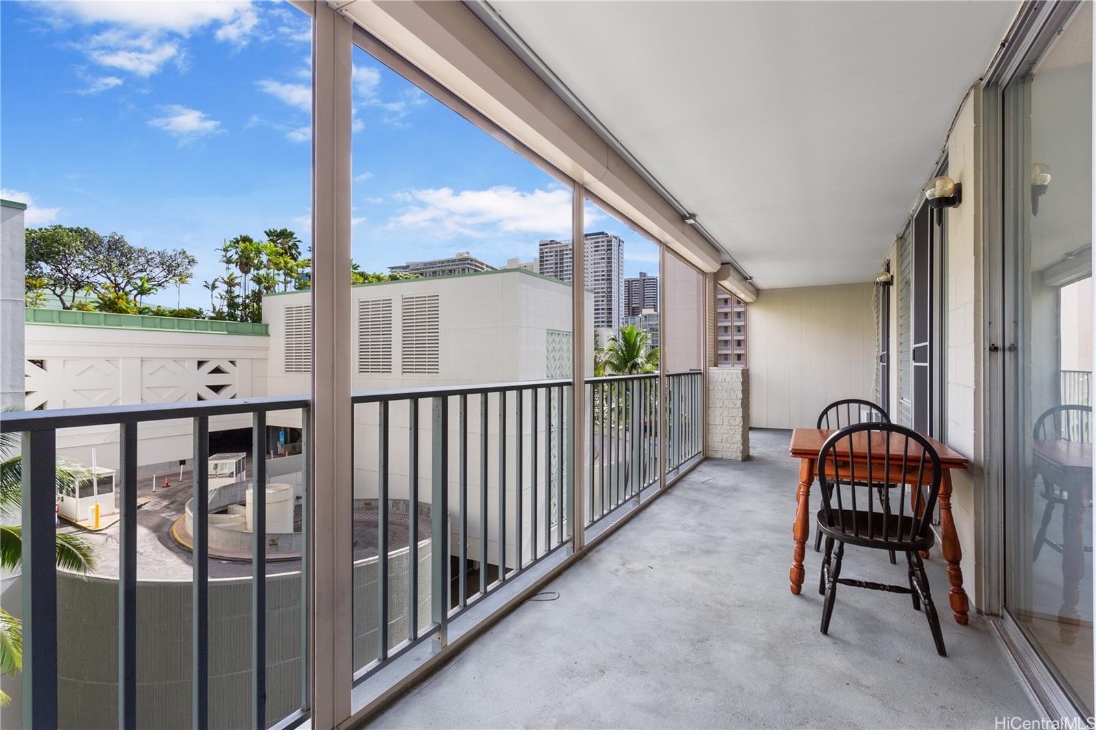 Atkinson Plaza condo # 807, Honolulu, Hawaii - photo 14 of 23