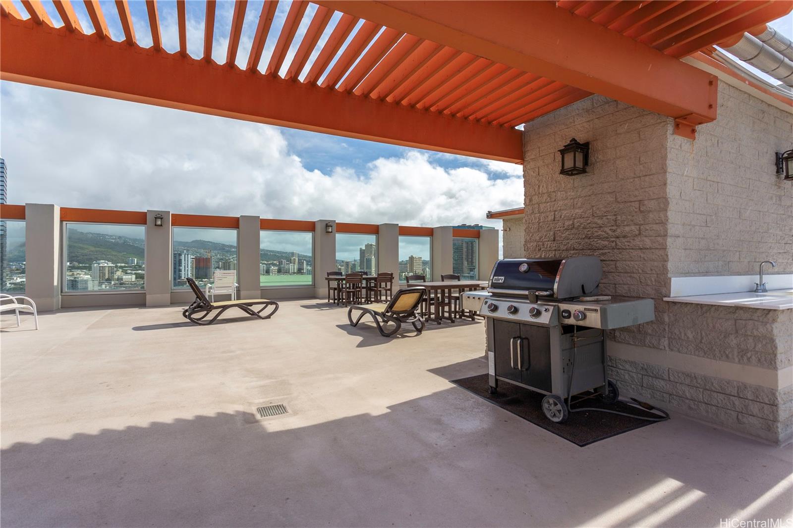 Atkinson Plaza condo # 807, Honolulu, Hawaii - photo 17 of 23