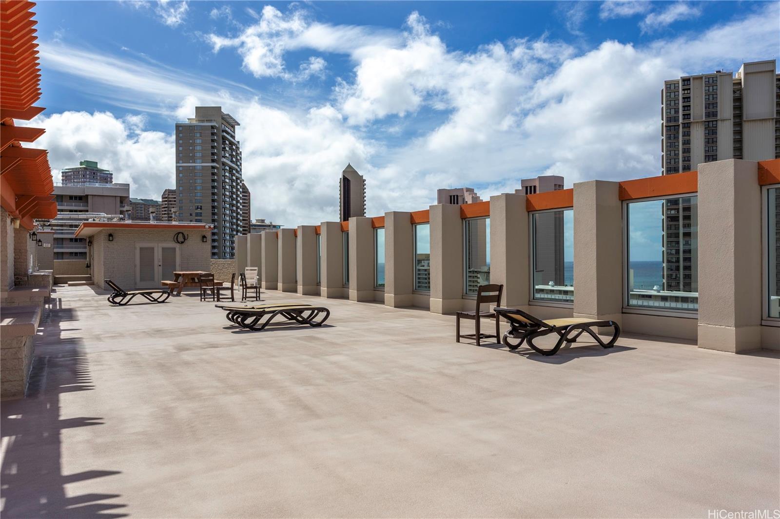 Atkinson Plaza condo # 807, Honolulu, Hawaii - photo 19 of 23