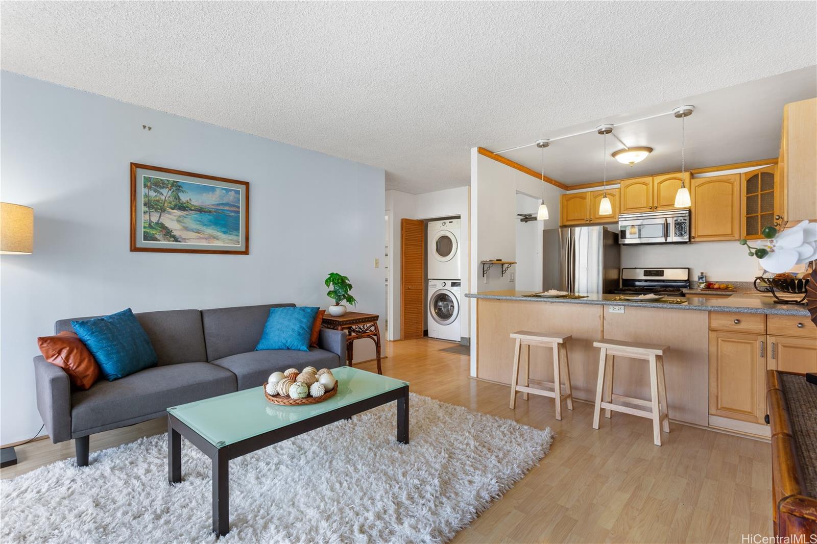 Atkinson Plaza condo # 807, Honolulu, Hawaii - photo 3 of 23