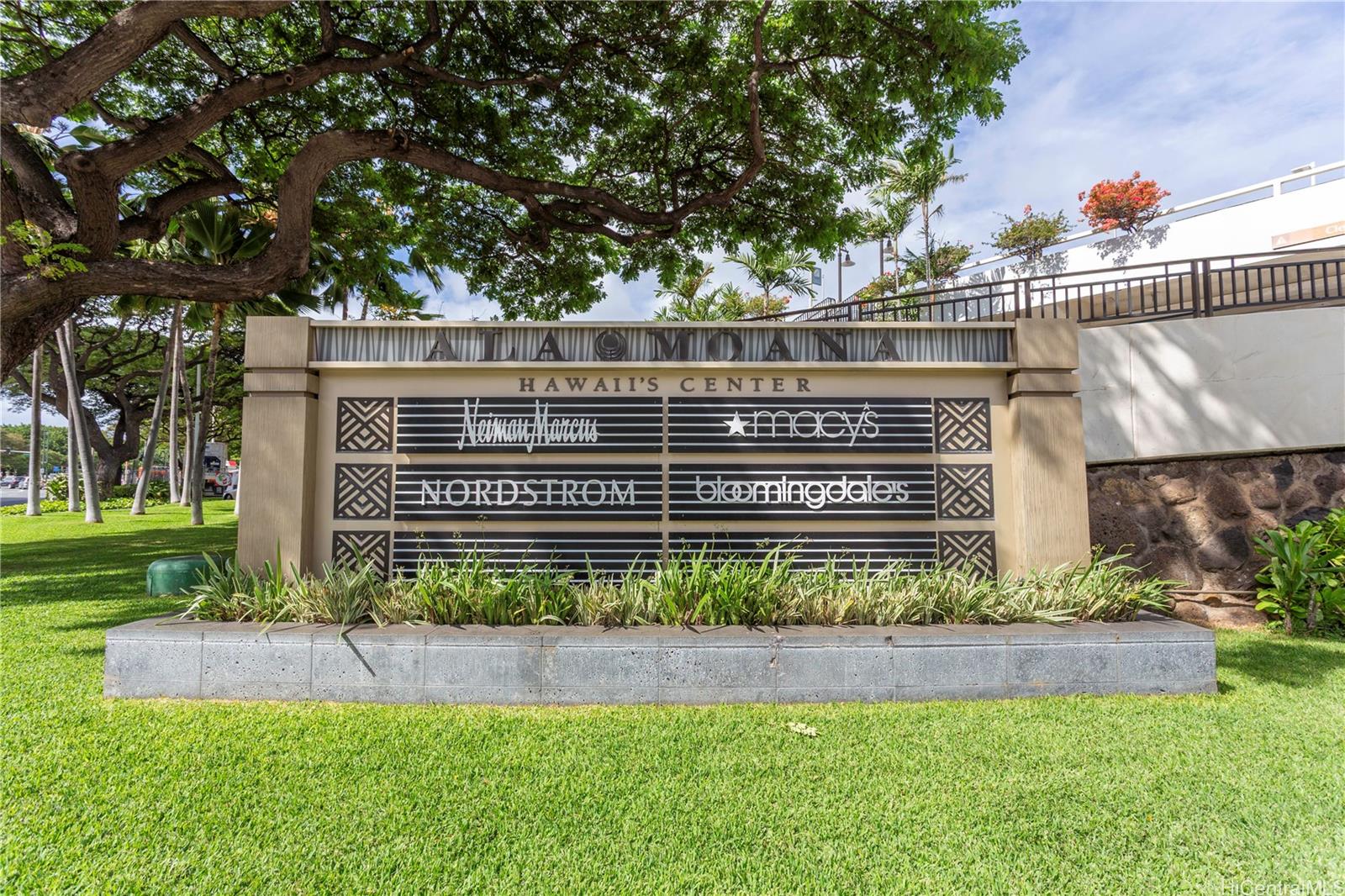Atkinson Plaza condo # 807, Honolulu, Hawaii - photo 21 of 23
