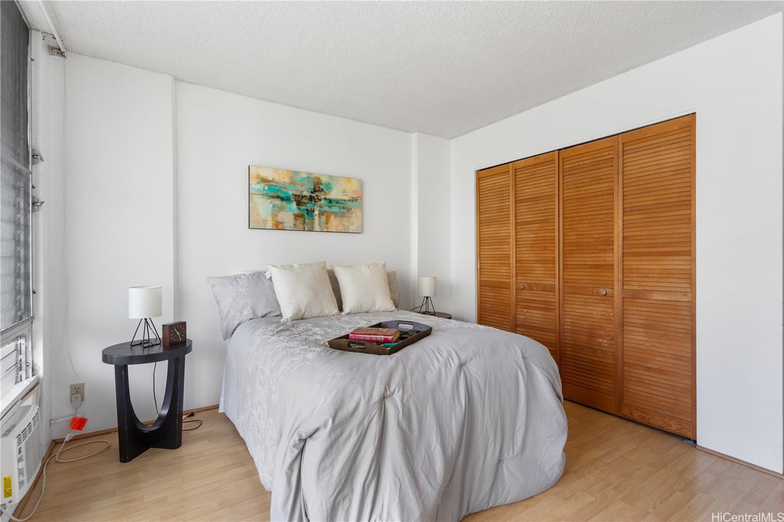 Atkinson Plaza condo # 807, Honolulu, Hawaii - photo 9 of 23