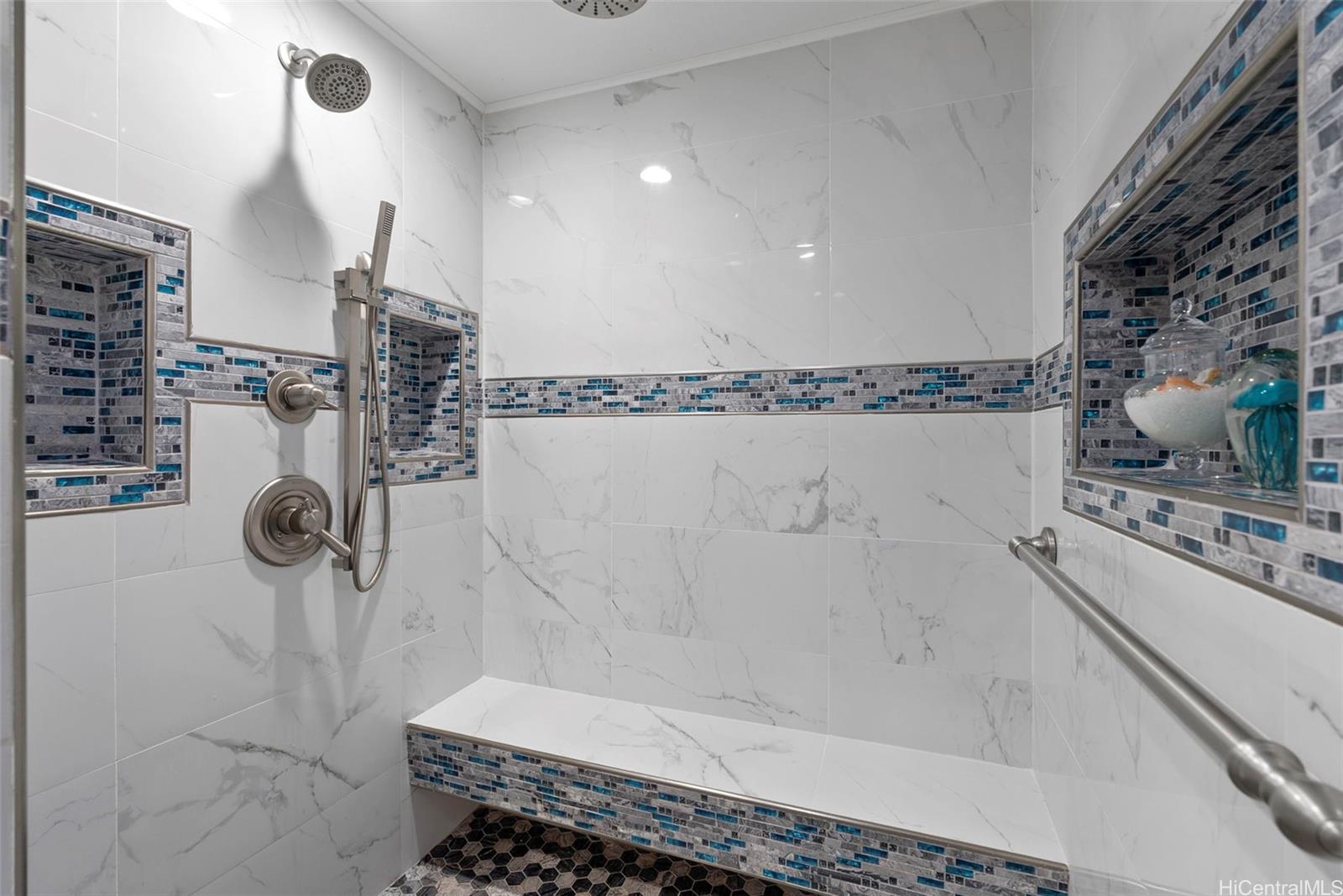 47-501  Nenehiwa Pl Ahuimanu Area, Kaneohe home - photo 12 of 25