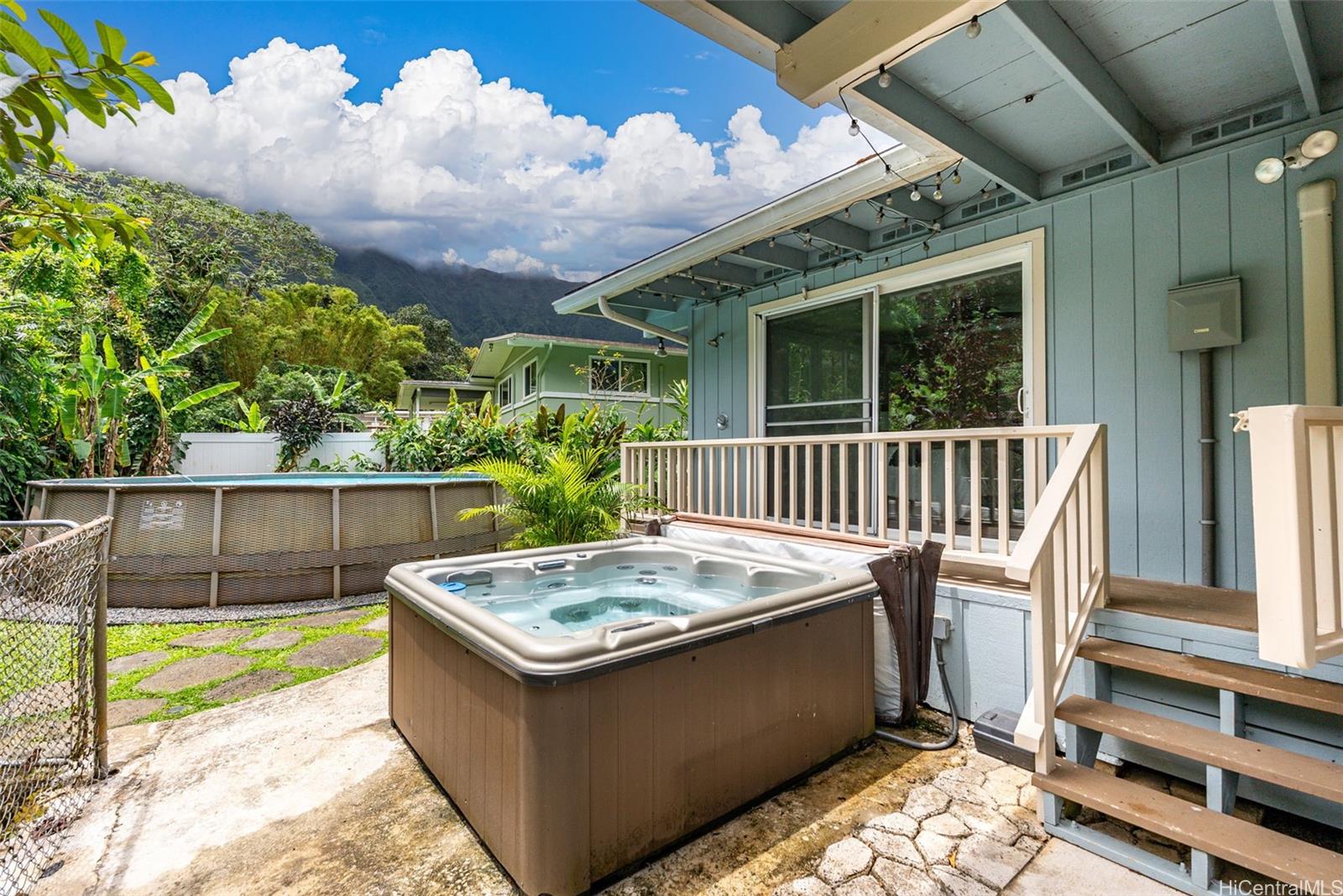 47-501  Nenehiwa Pl Ahuimanu Area, Kaneohe home - photo 23 of 25