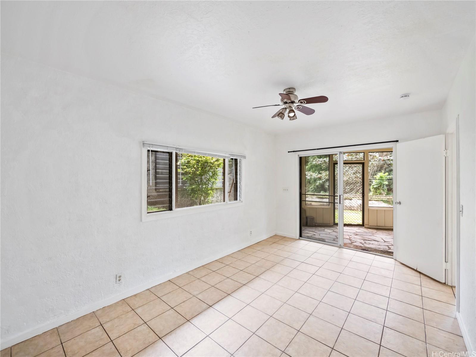 47-523  Waipaipai Street Ahuimanu Area, Kaneohe home - photo 18 of 25