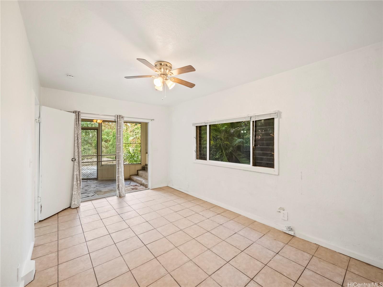 47-523  Waipaipai Street Ahuimanu Area, Kaneohe home - photo 19 of 25