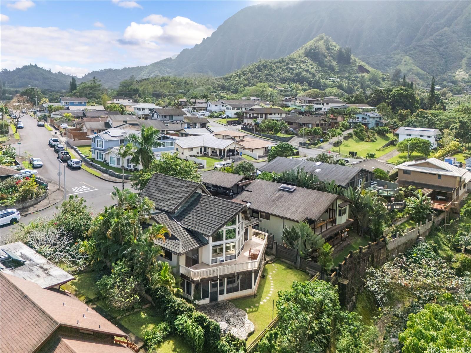 47-523  Waipaipai Street Ahuimanu Area, Kaneohe home - photo 22 of 25