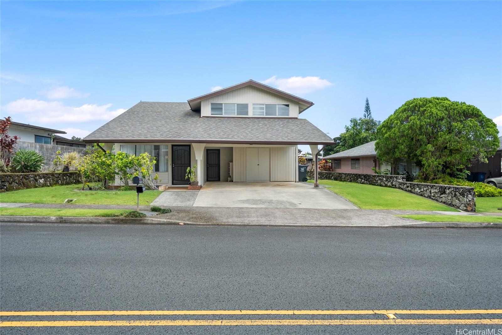 47-541  Hui Iwa Street Club View Estate, Kaneohe home - photo 23 of 25
