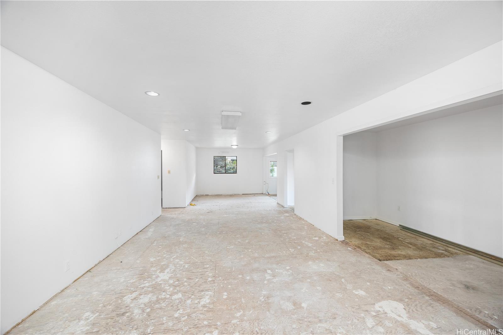 47-544  Hakuhale Street Ahuimanu Area, Kaneohe home - photo 20 of 25