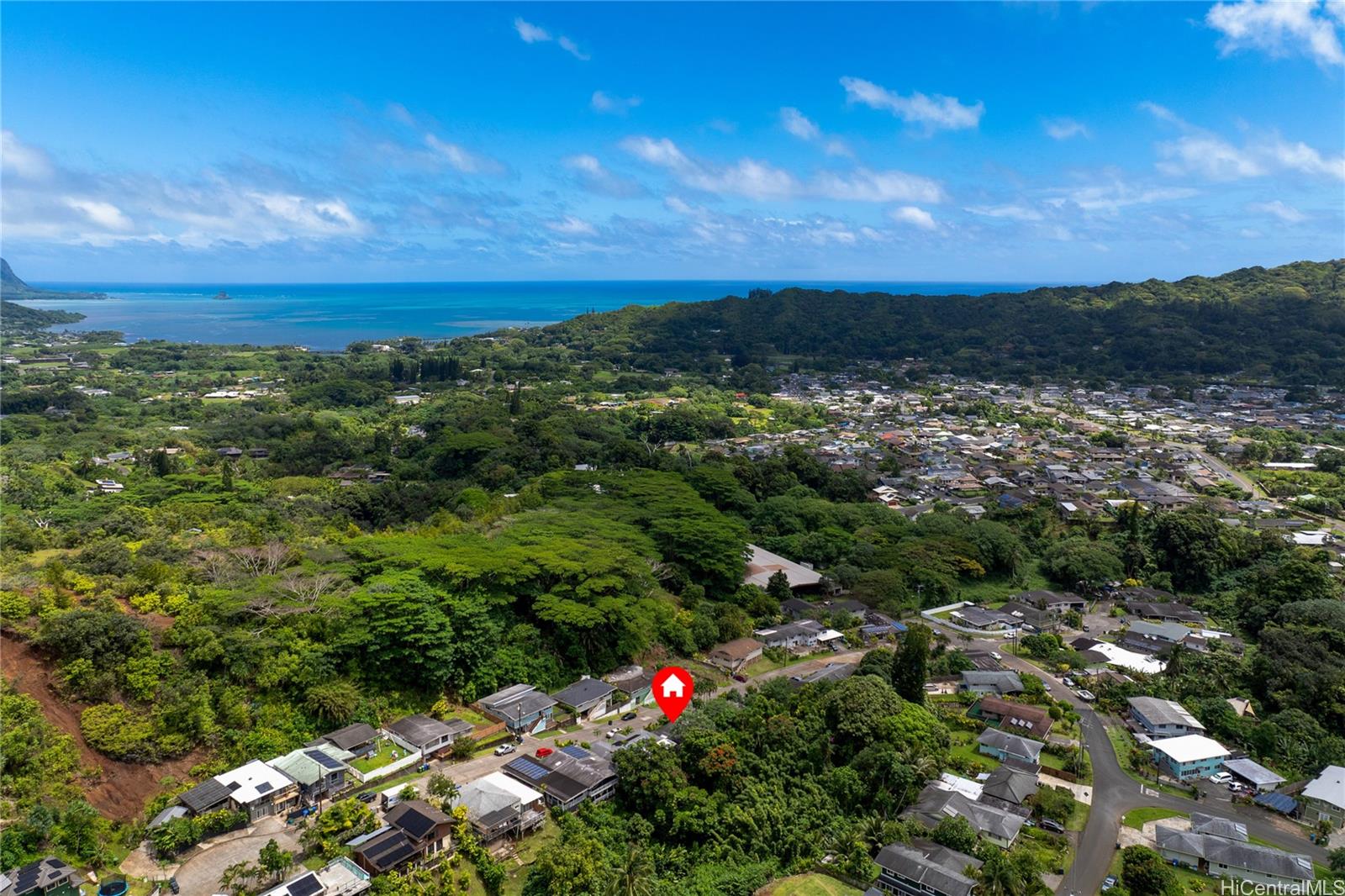 47-545  Nenehiwa Place Ahuimanu Area, Kaneohe home - photo 4 of 8
