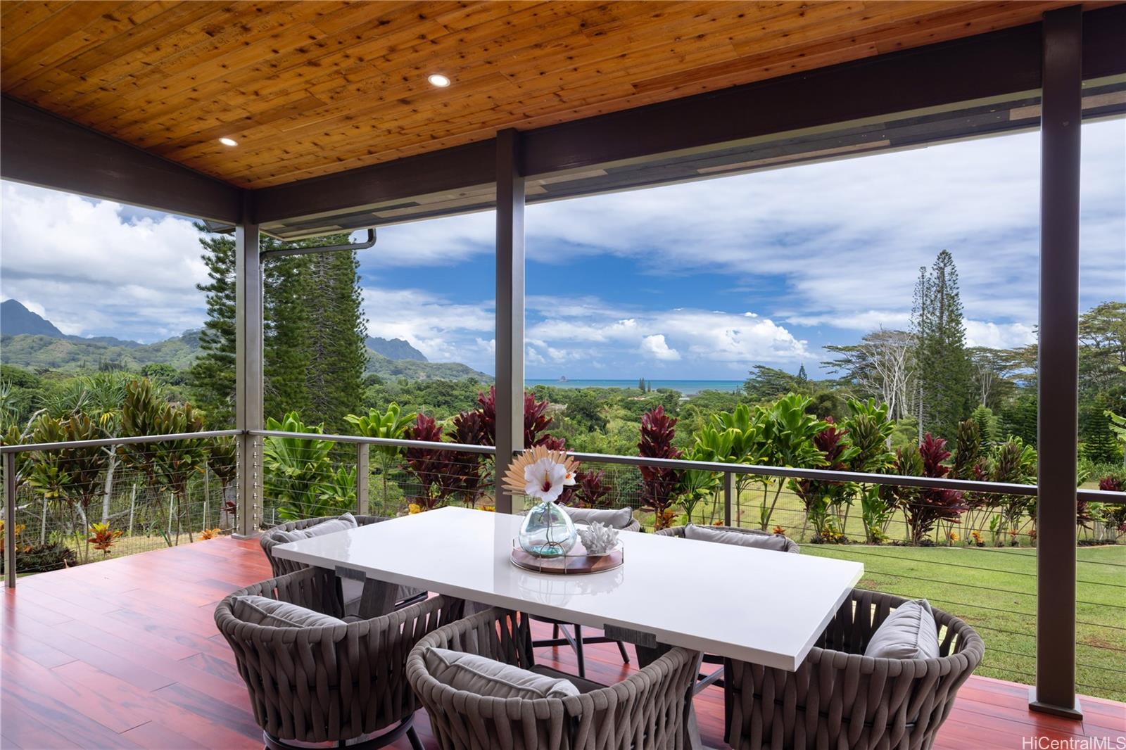 47-546-E  Mapele Place Waihee, Kaneohe home - photo 3 of 25