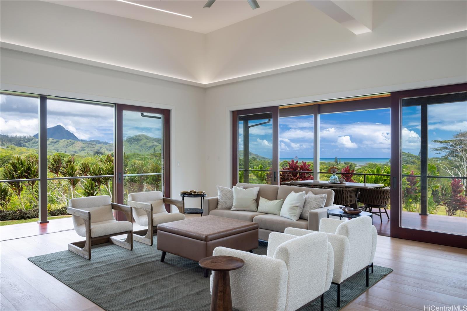 47-546-E  Mapele Place Waihee, Kaneohe home - photo 5 of 25