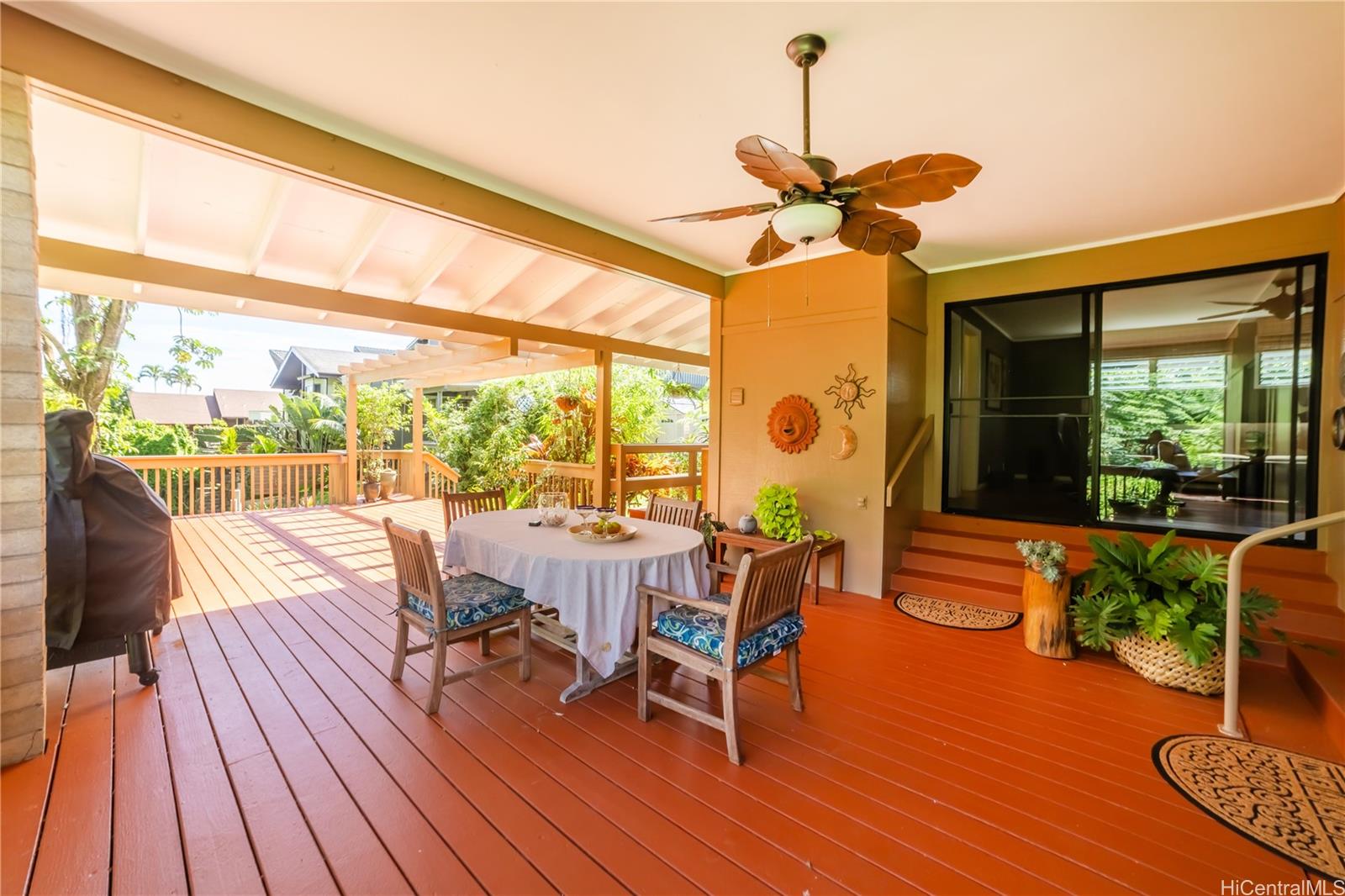 47-571  Hakuhale Street Ahuimanu Area, Kaneohe home - photo 21 of 25