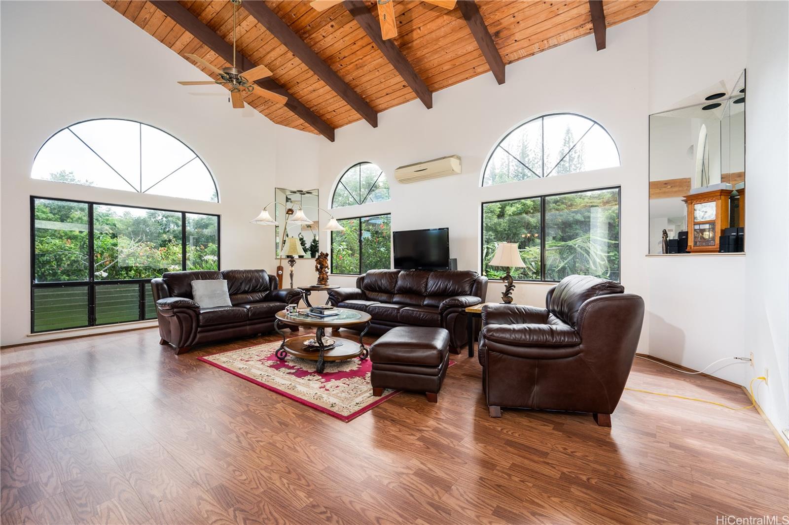 47-579  Nukupuu St Ahuimanu Hills, Kaneohe home - photo 3 of 25