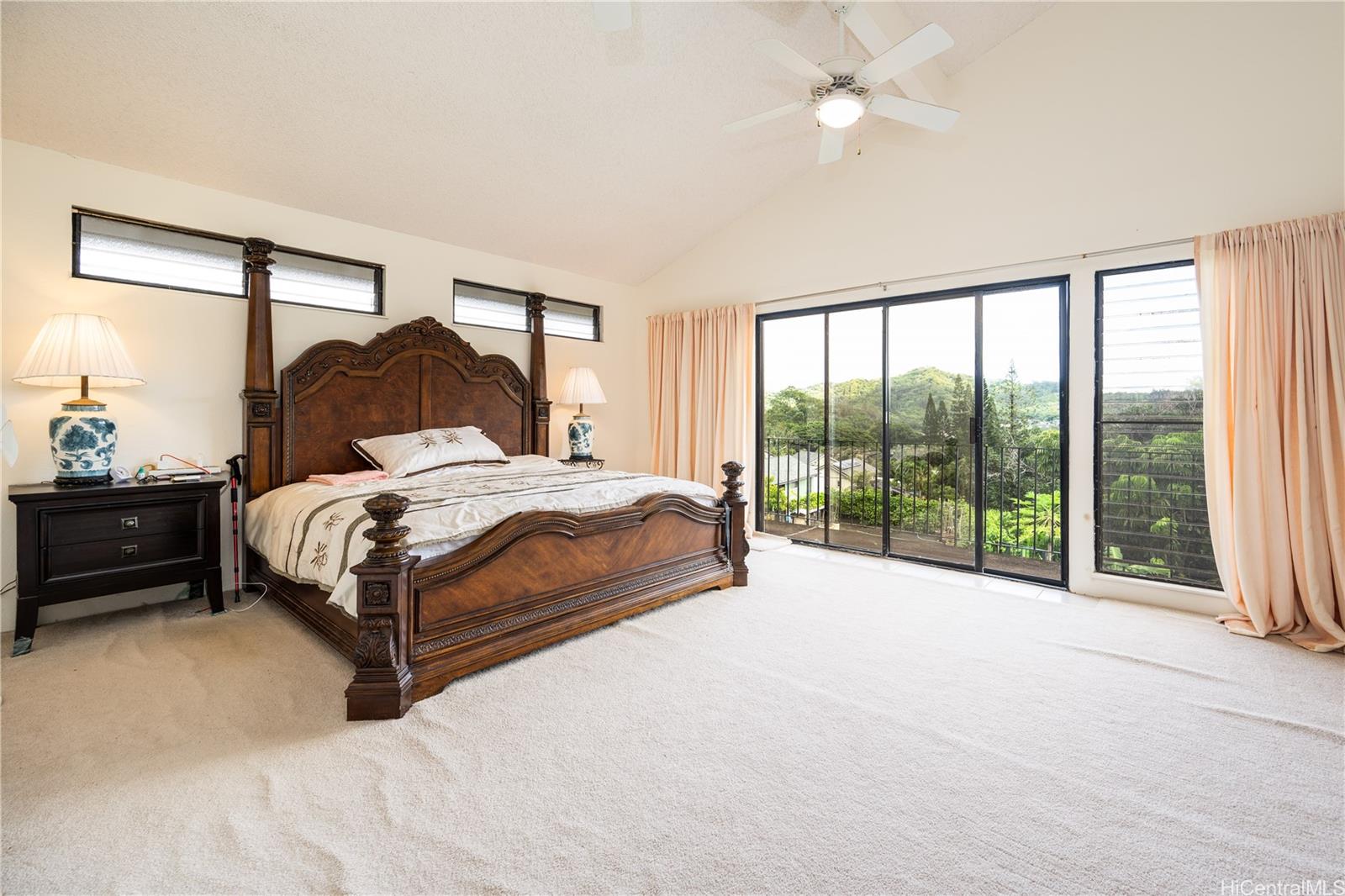 47-579  Nukupuu St Ahuimanu Hills, Kaneohe home - photo 10 of 25