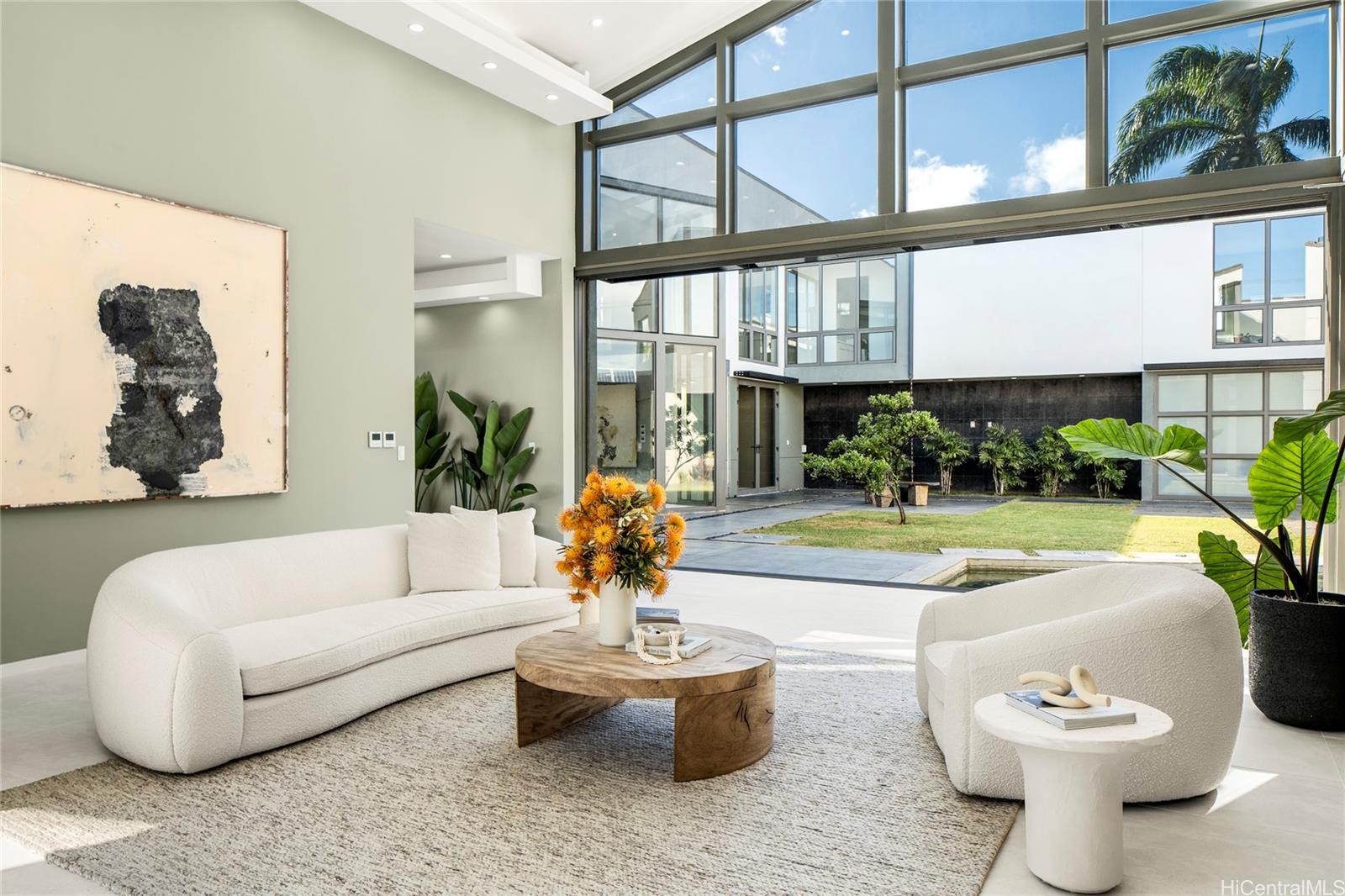 4758  Kahala Ave Kahala Area, Diamond Head home - photo 4 of 25