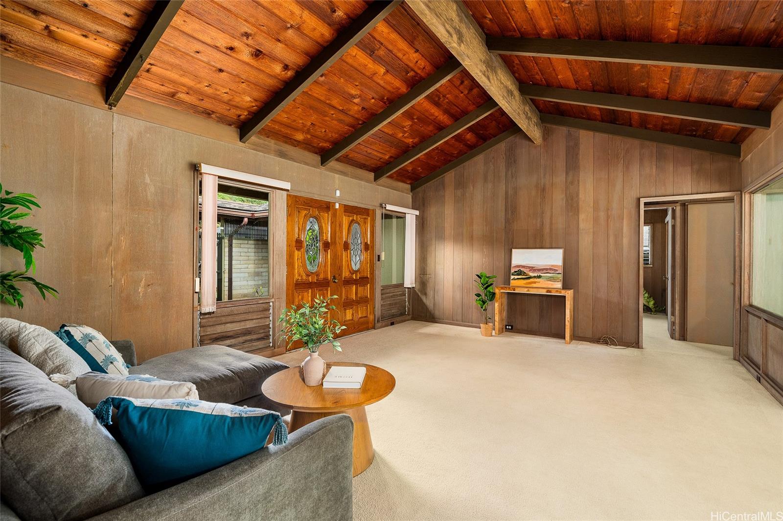 4758  Likini Street Salt Lake, Honolulu home - photo 2 of 25