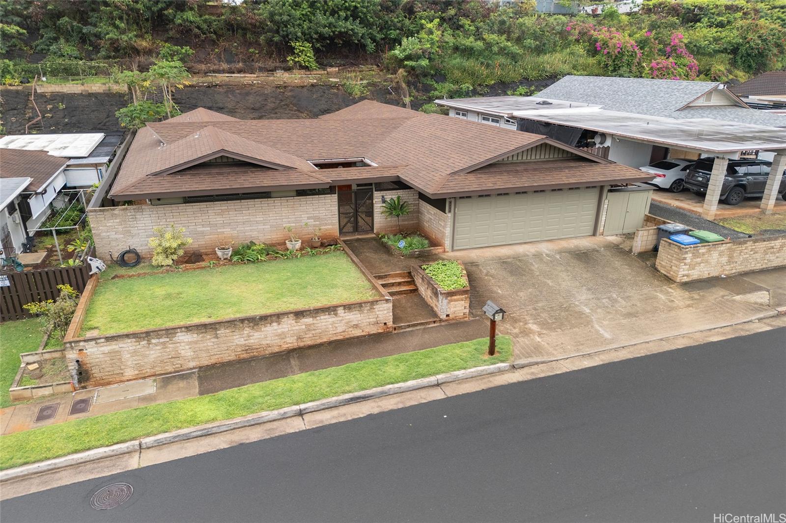 4758  Likini Street Salt Lake, Honolulu home - photo 23 of 25