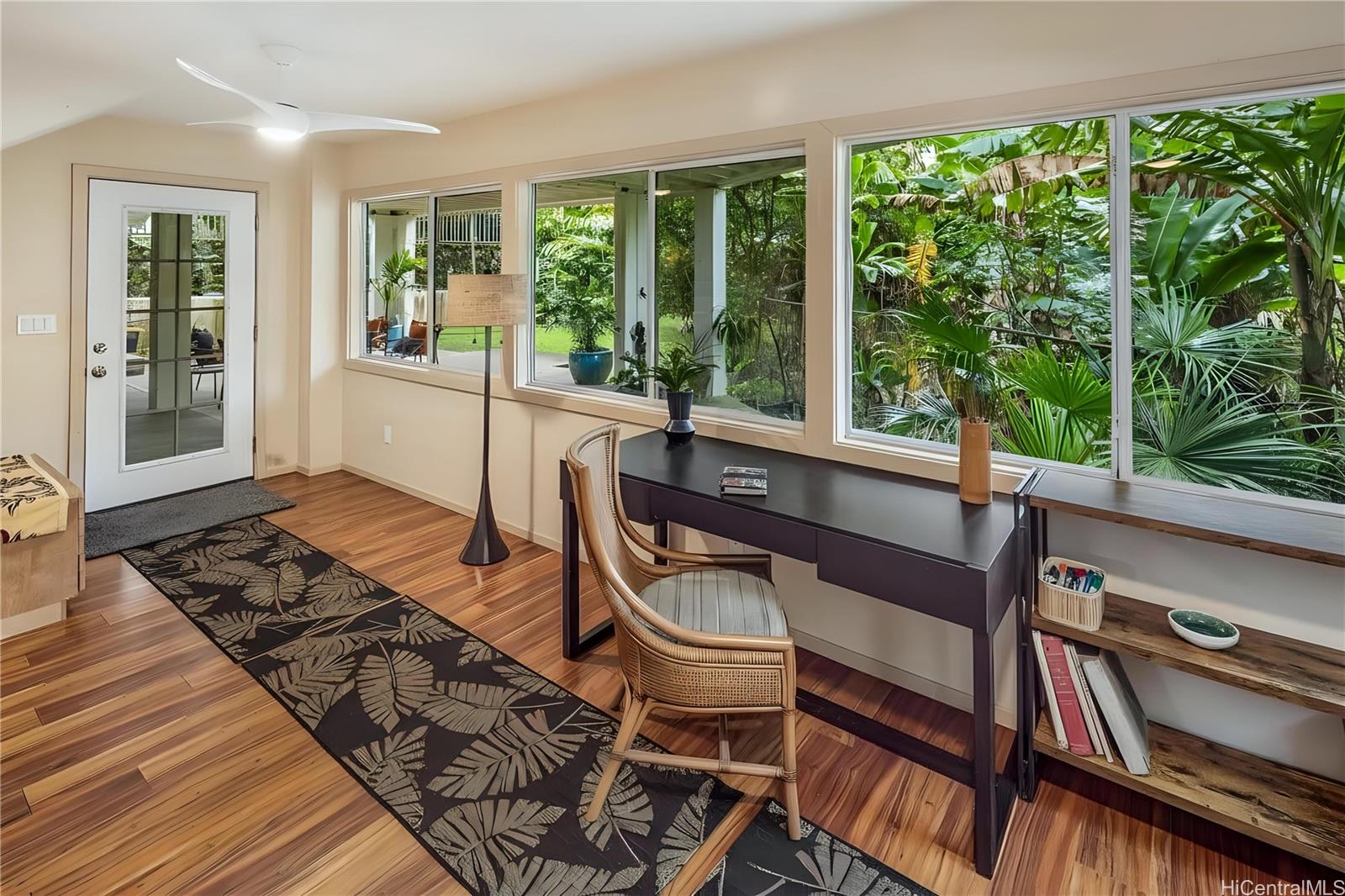 47-594  Hui Ulili Street Club View Estate, Kaneohe home - photo 4 of 25