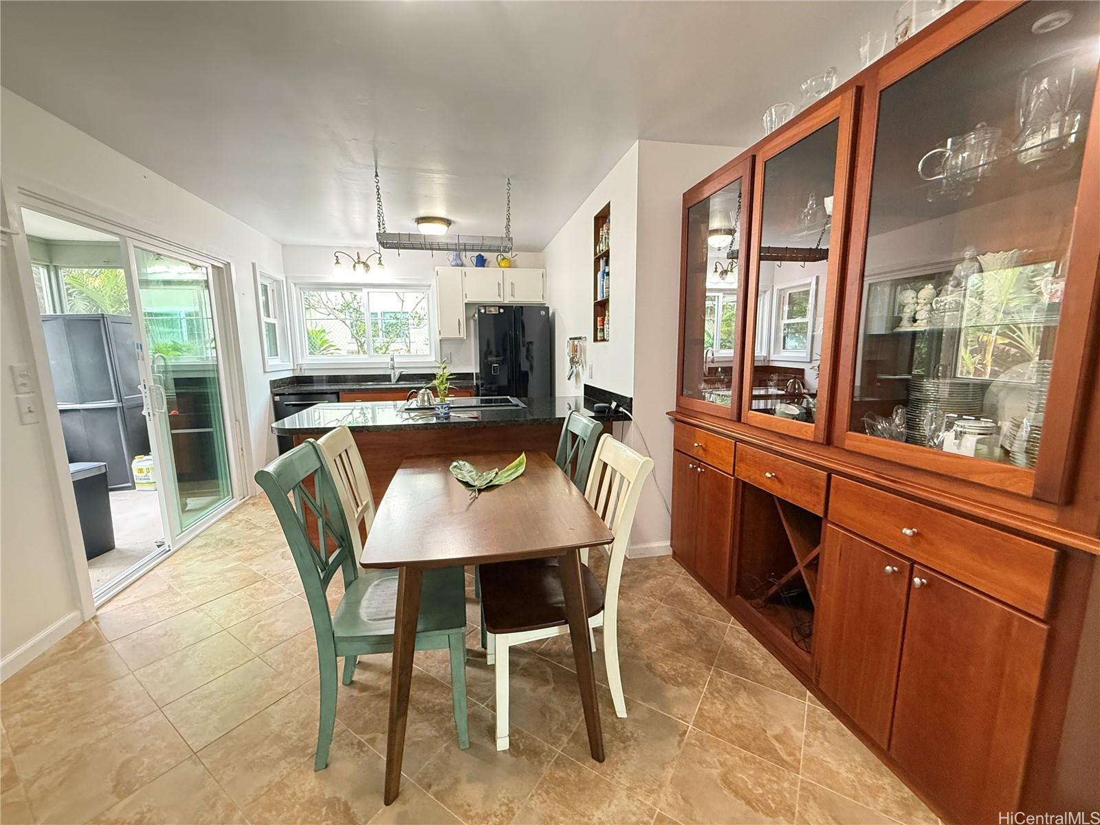 47-643  Hui Ulili Street Club View Estate, Kaneohe home - photo 22 of 25
