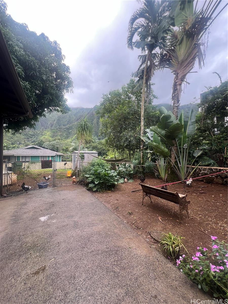 47-646  Melekula Road Ahuimanu Area, Kaneohe home - photo 22 of 24