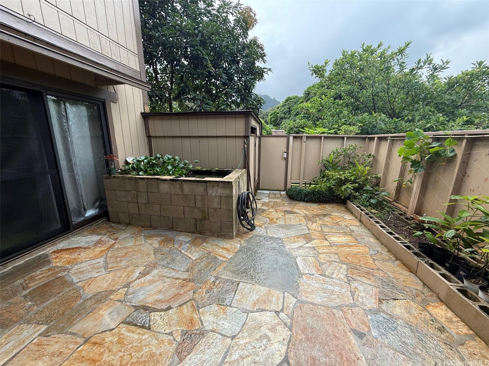 Clubview Gardens Homeowners Association townhouse # 7601, Kaneohe, Hawaii - photo 2 of 25