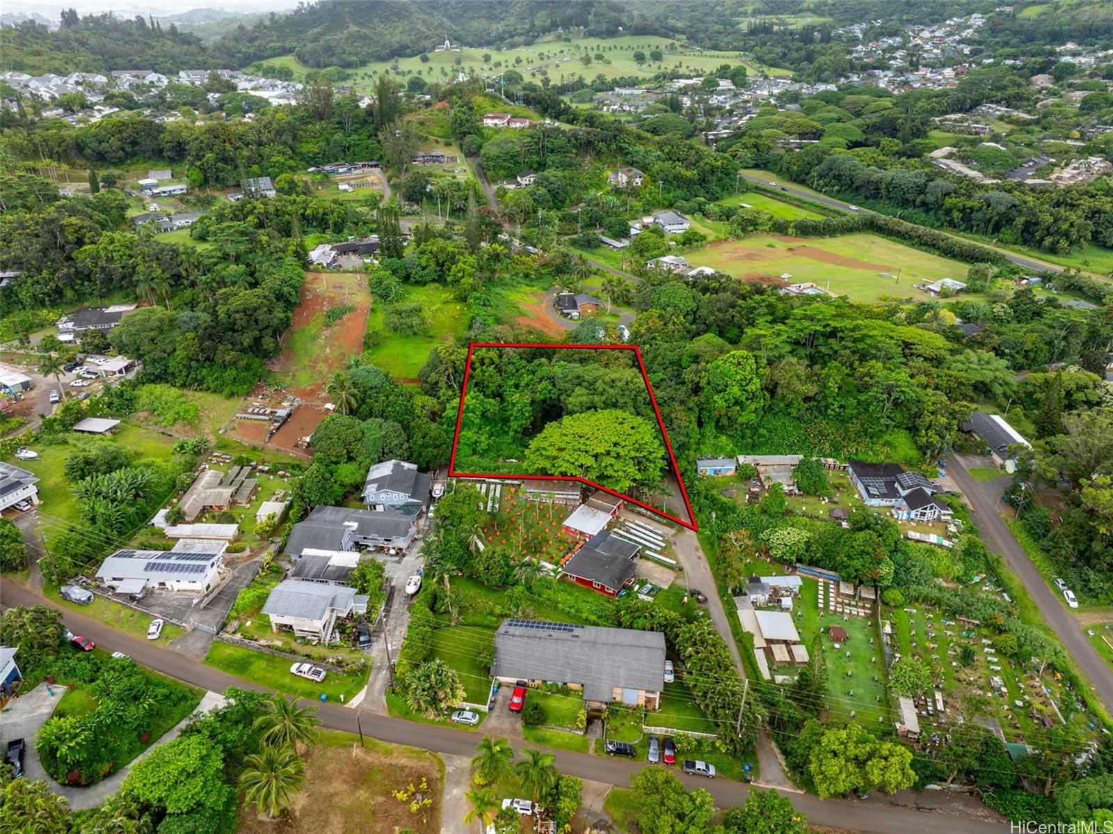 47-66  Okana Place Temple Valley, Kaneohe home - photo 4 of 11