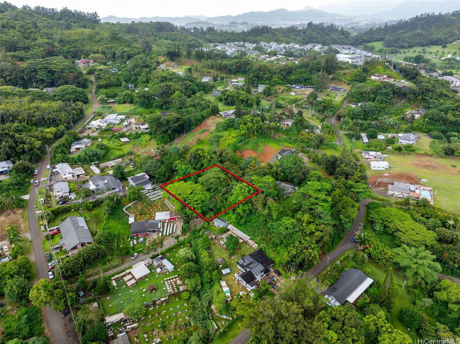 47-66  Okana Place Temple Valley, Kaneohe home - photo 8 of 11