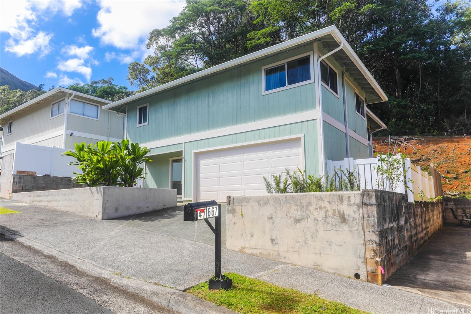 47-667  Alawiki St Woodridge, Kaneohe home - photo 2 of 25