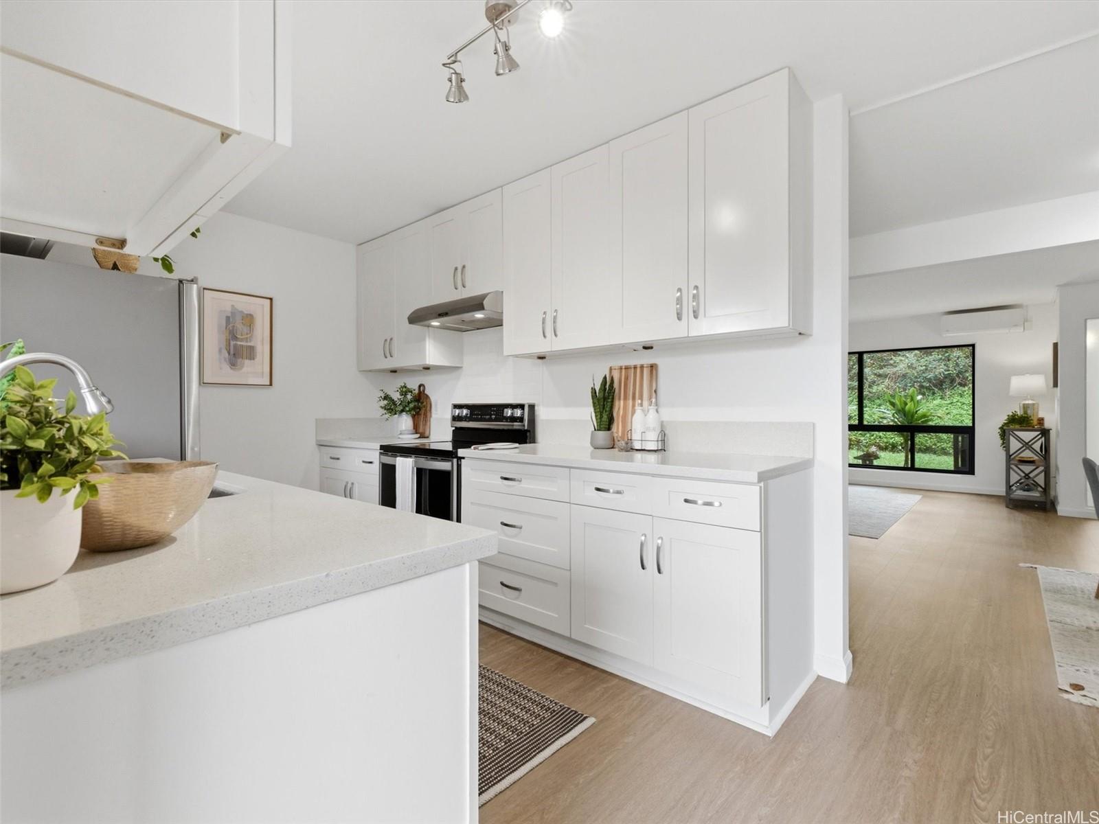 Club View Gardens 3 condo # 7404, Kaneohe, Hawaii - photo 2 of 25