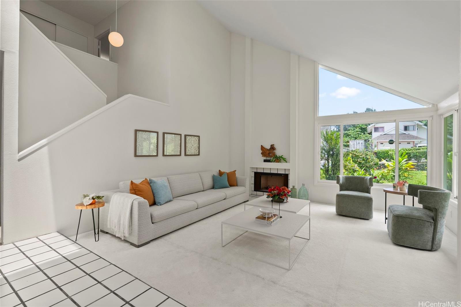 47-669  Nukupuu Street Ahuimanu Hills, Kaneohe home - photo 2 of 25