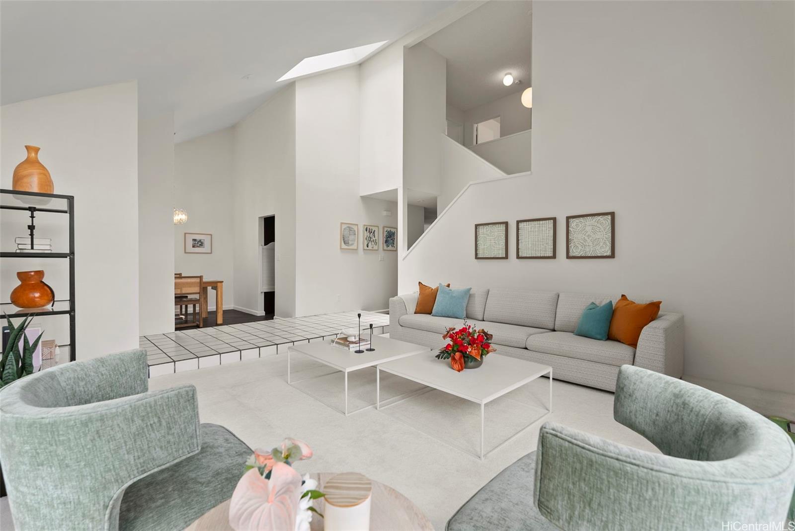 47-669  Nukupuu Street Ahuimanu Hills, Kaneohe home - photo 4 of 25