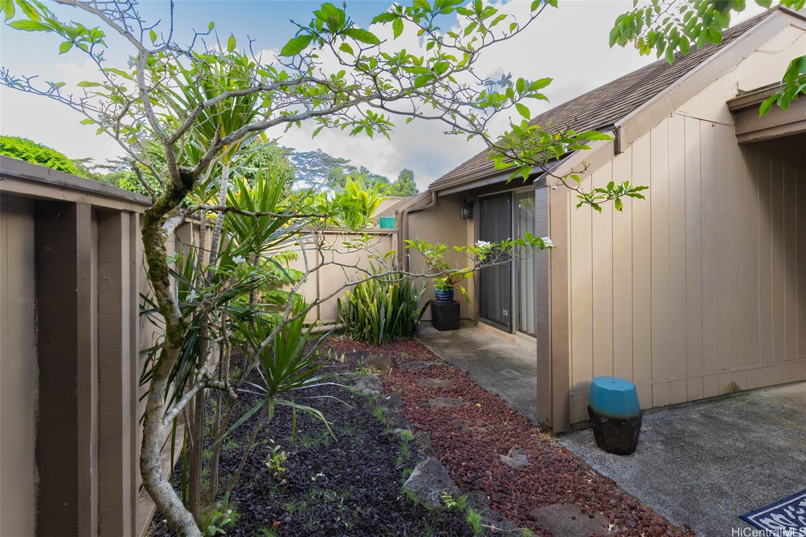Club View Gardens 3 condo # 7106, Kaneohe, Hawaii - photo 12 of 20