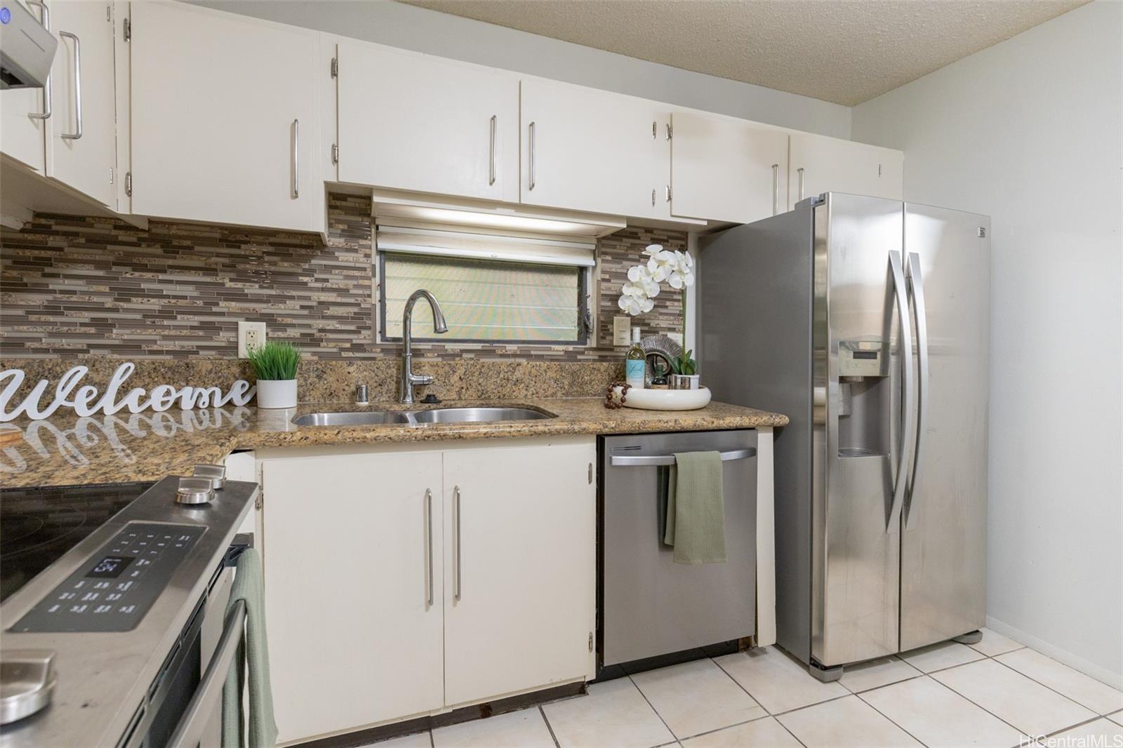 Club View Gardens 3 condo # 7106, Kaneohe, Hawaii - photo 5 of 20