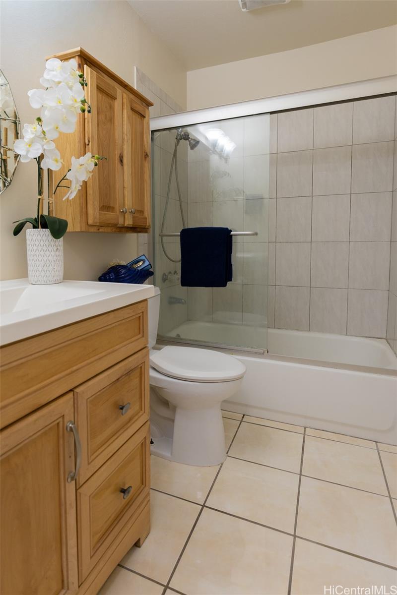 Club View Gardens 3 condo # 7106, Kaneohe, Hawaii - photo 10 of 20