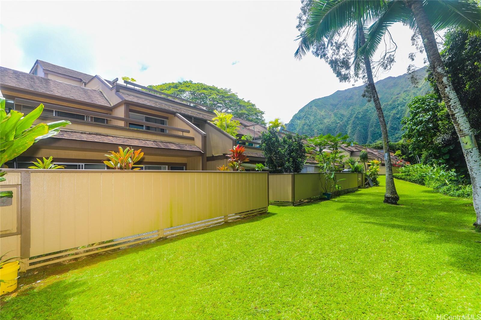 Club View Gardens 3 condo # 6707, Kaneohe, Hawaii - photo 23 of 23