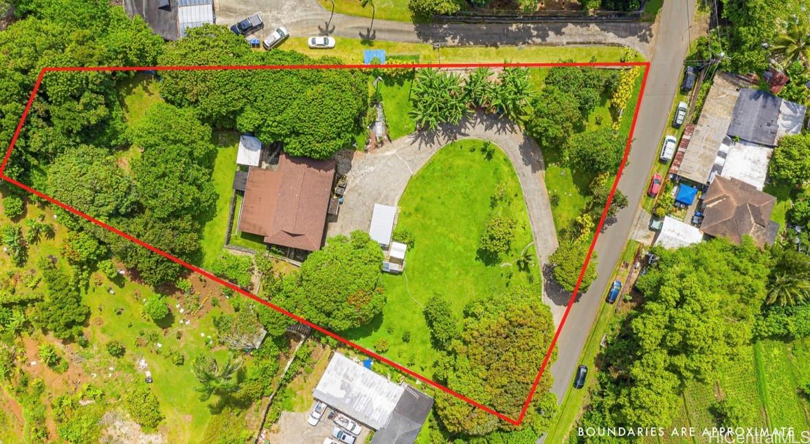 47-688  Lamaula Road Kaalaea, Kaneohe home - photo 3 of 25