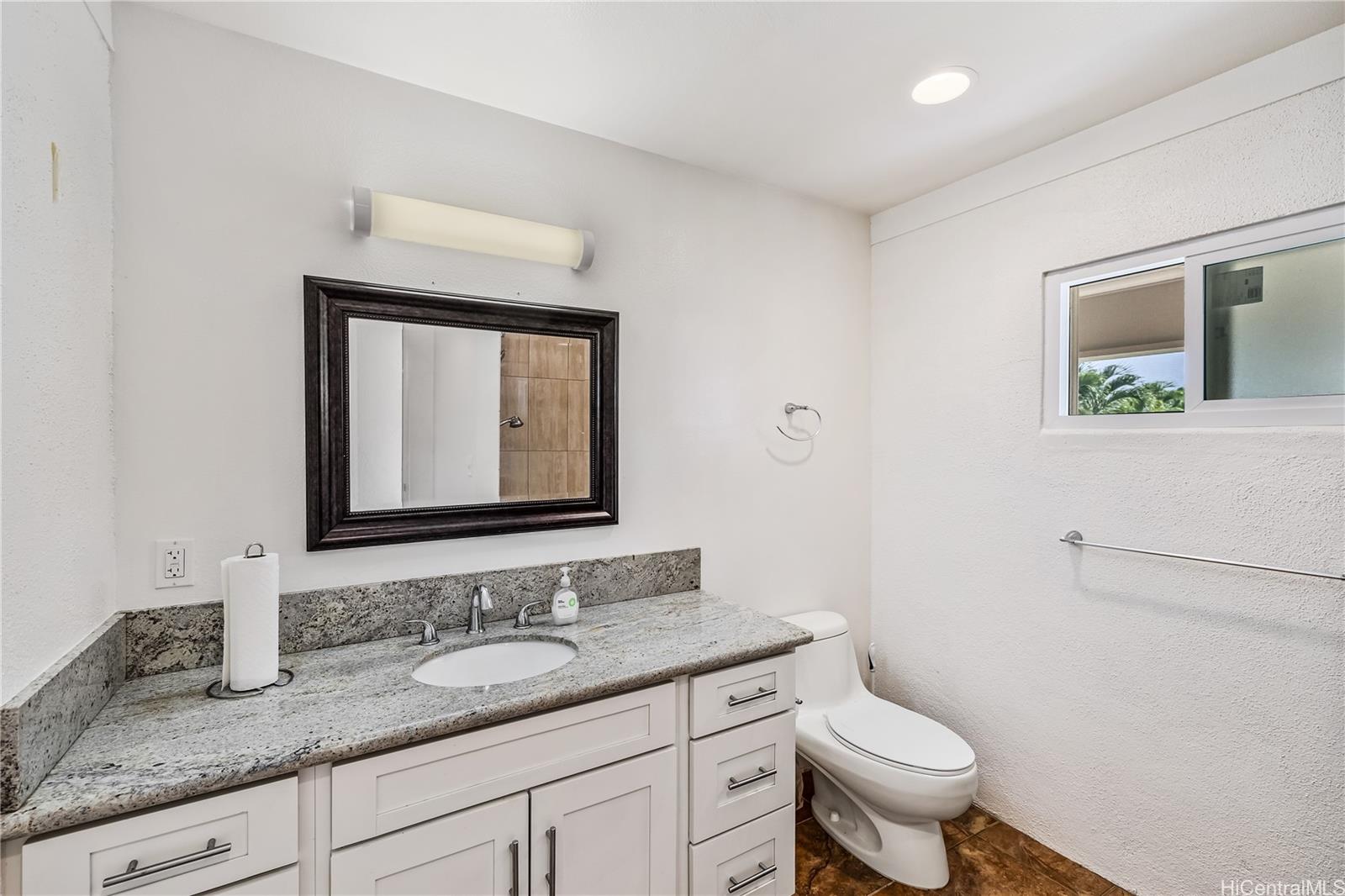 47-711  Kamehameha Hwy Kaalaea, Kaneohe home - photo 24 of 25