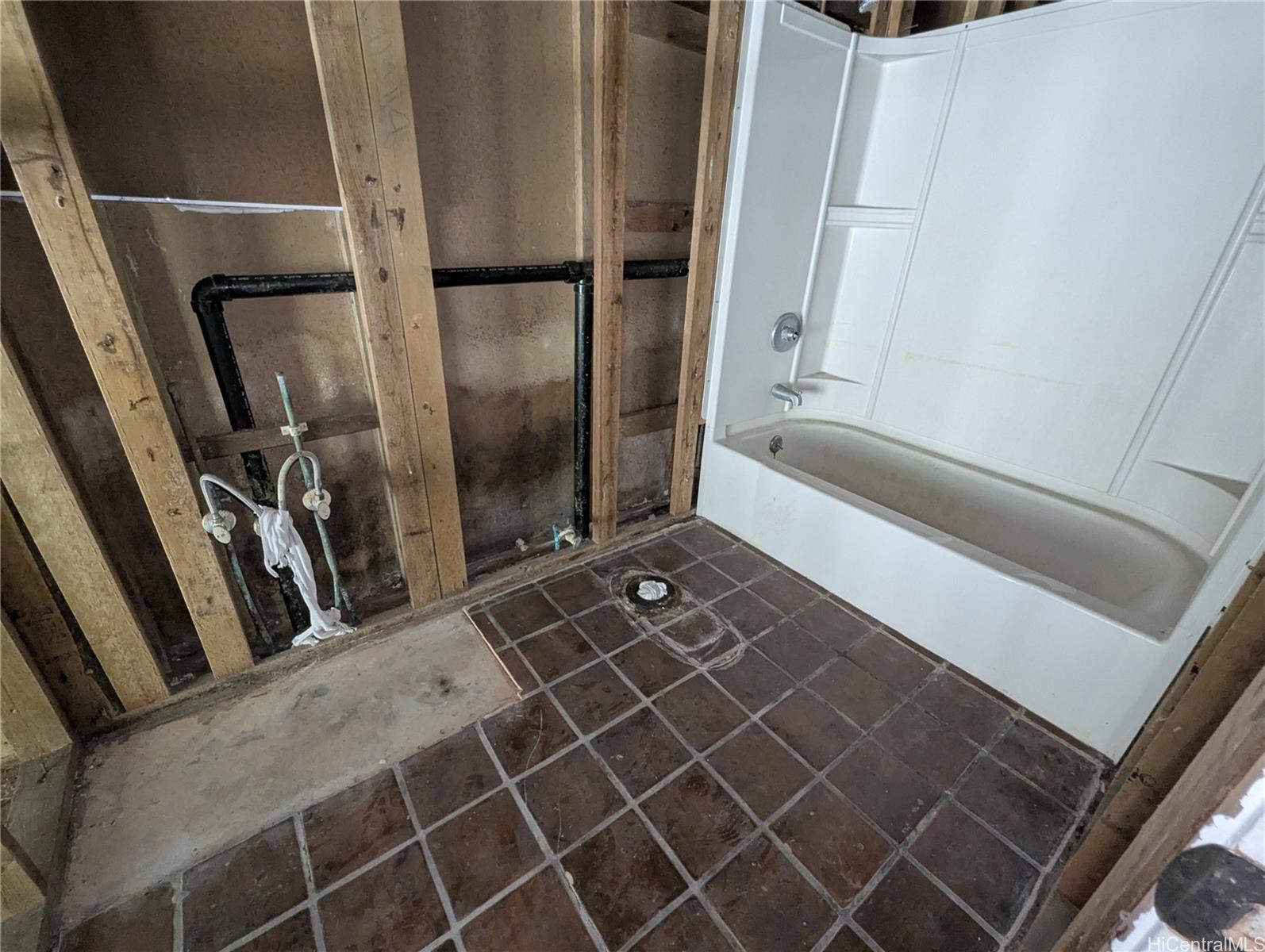 Club View Gardens II townhouse # 181807, Kaneohe, Hawaii - photo 12 of 18