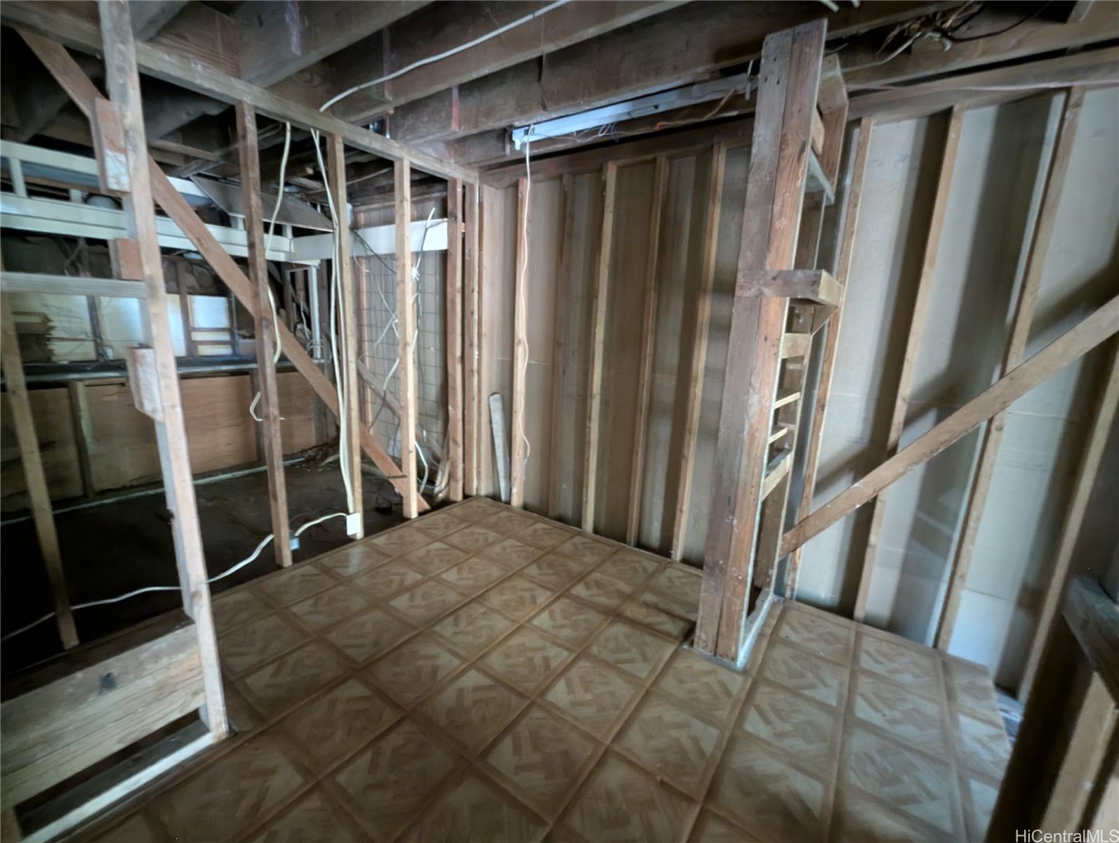 Club View Gardens II townhouse # 181807, Kaneohe, Hawaii - photo 15 of 18