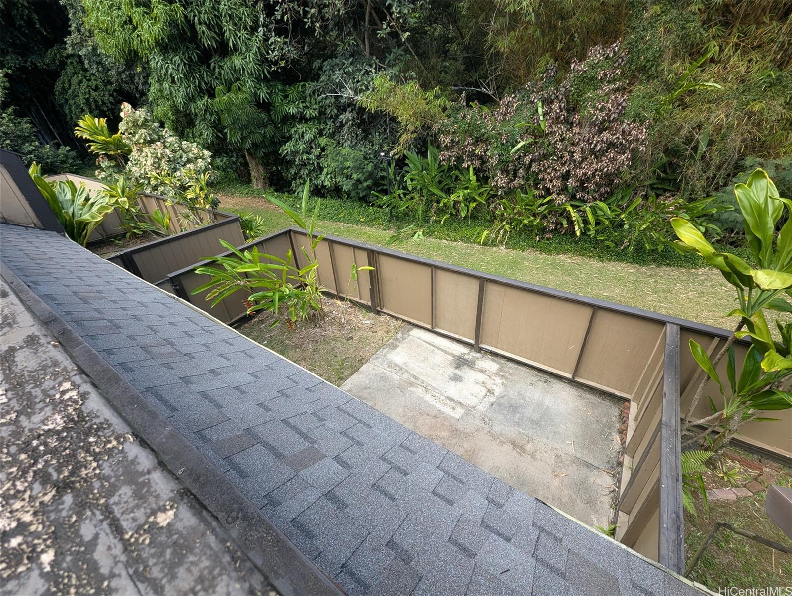 Club View Gardens II townhouse # 181807, Kaneohe, Hawaii - photo 7 of 18