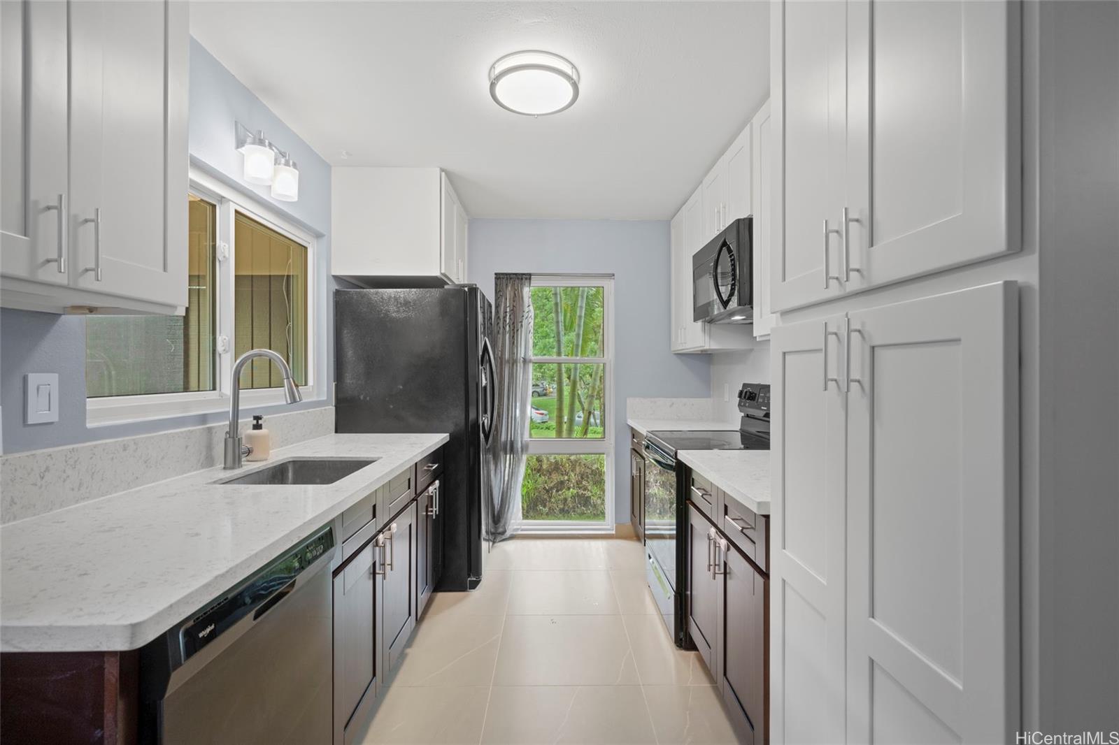 47-721 Hui Kelu Street townhouse # 7/706, Kaneohe, Hawaii - photo 5 of 25