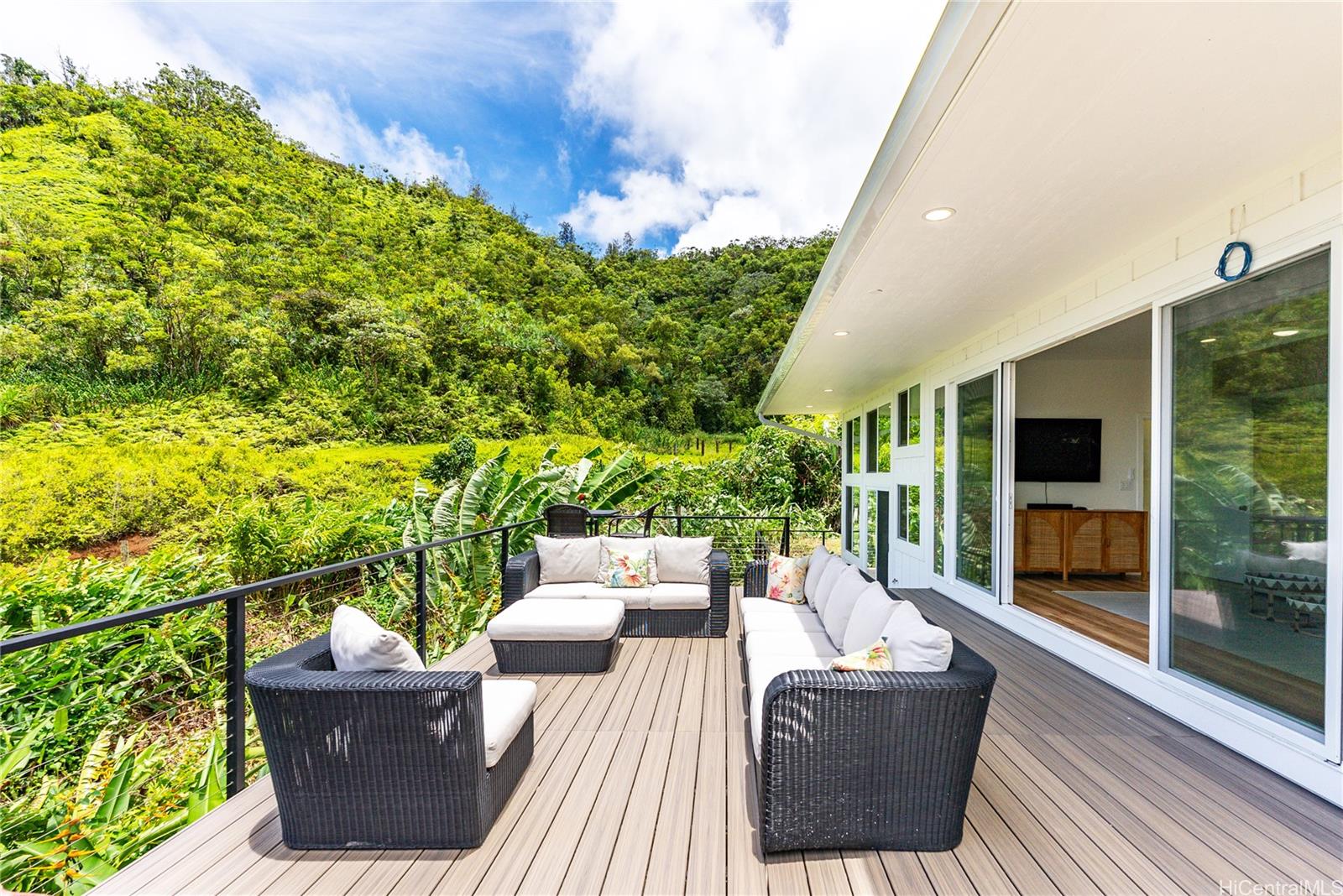 47-722  Ahuimanu Loop Temple Valley, Kaneohe home - photo 23 of 25