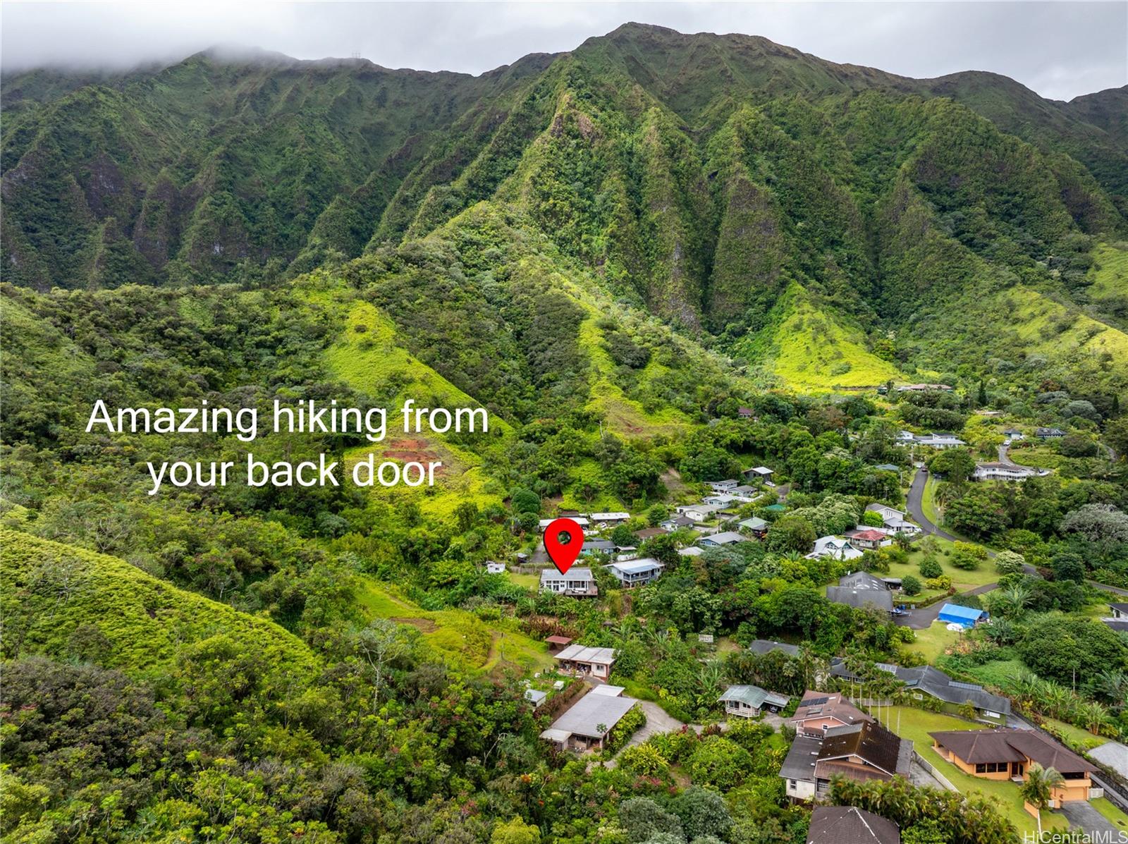 47-722  Ahuimanu Loop Temple Valley, Kaneohe home - photo 4 of 25