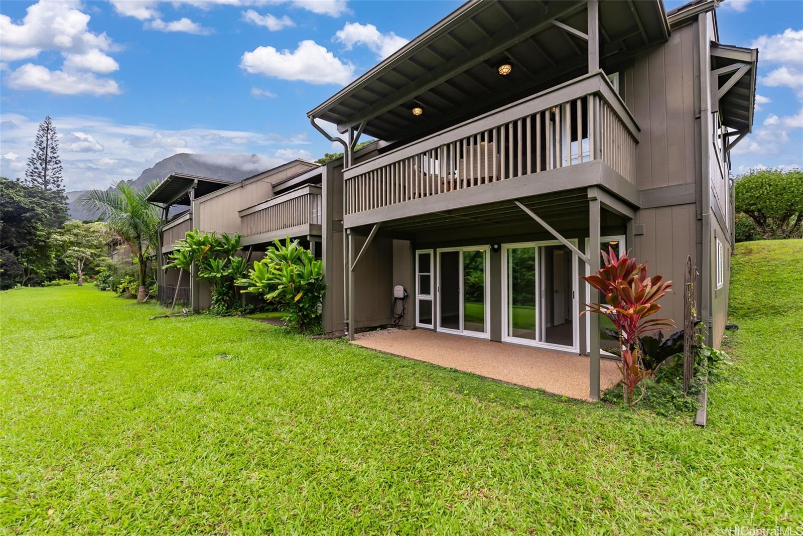 Club View Gardens Clubhouse townhouse # 2-201, Kaneohe, Hawaii - photo 19 of 24